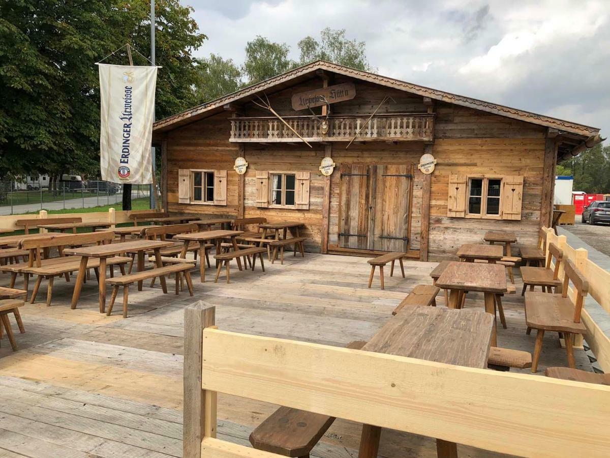 Oktoberfest Wiesn Camp Lodge Μόναχο Εξωτερικό φωτογραφία