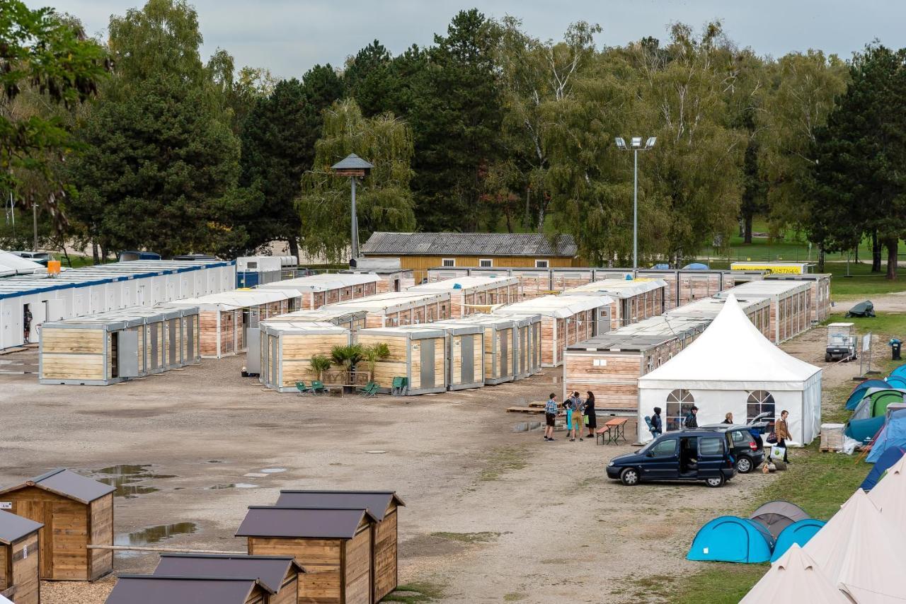 Oktoberfest Wiesn Camp Lodge Μόναχο Εξωτερικό φωτογραφία