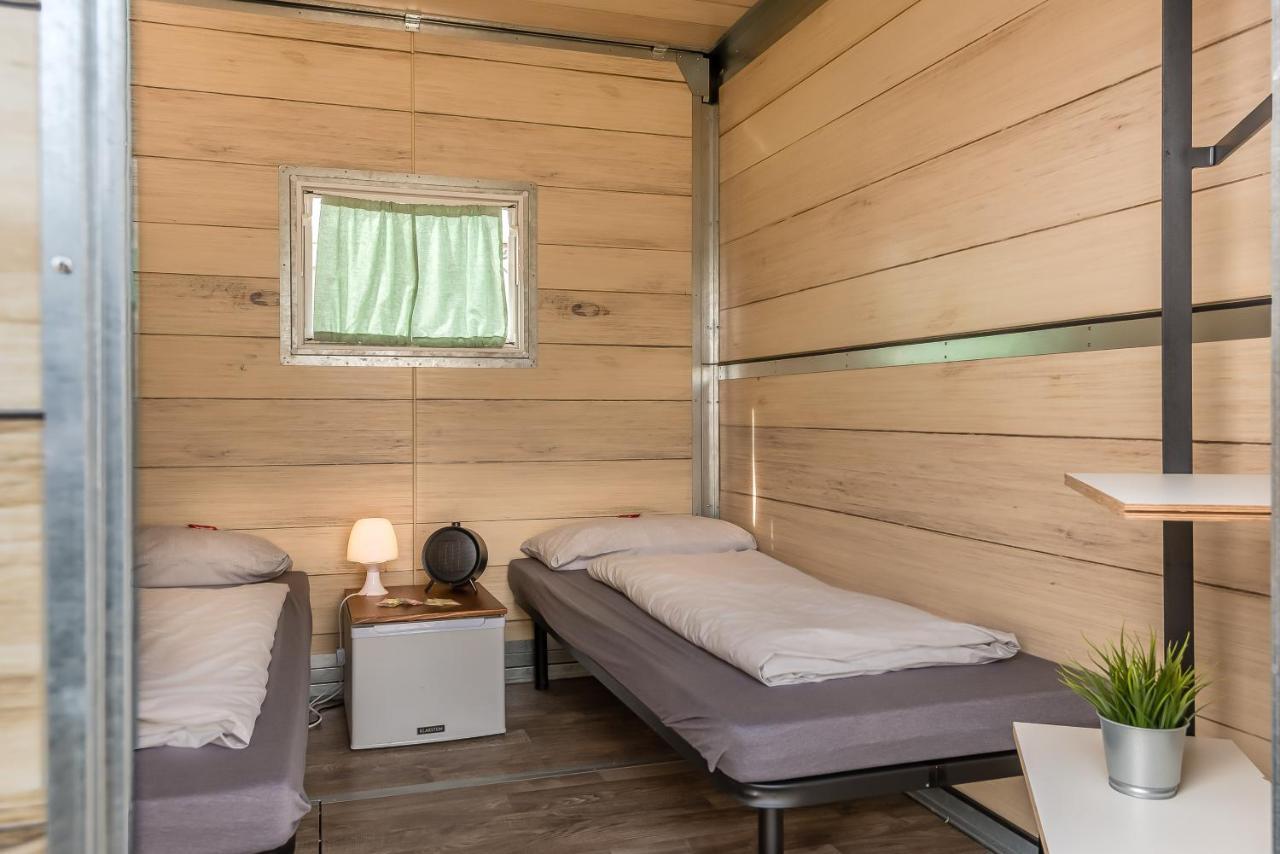 Oktoberfest Wiesn Camp Lodge Μόναχο Εξωτερικό φωτογραφία
